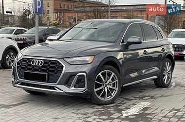 Позашляховик / Кросовер Audi Q5 2021 в Львові