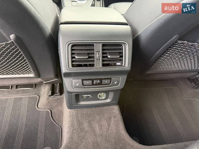 Внедорожник / Кроссовер Audi Q5 2019 в Киеве