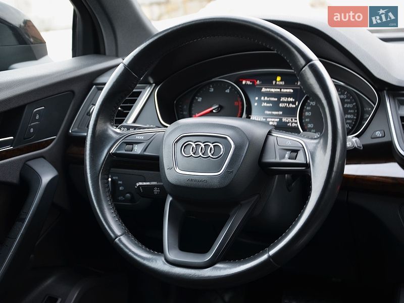 Позашляховик / Кросовер Audi Q5 2017 в Києві
