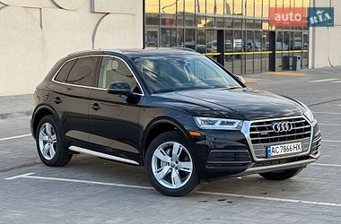 Внедорожник / Кроссовер Audi Q5 2018 в Ровно