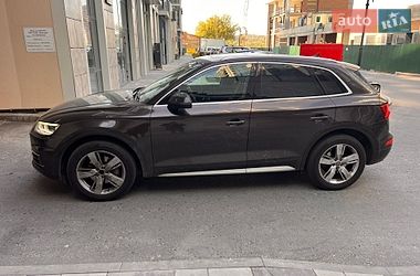 Позашляховик / Кросовер Audi Q5 2017 в Хмельницькому