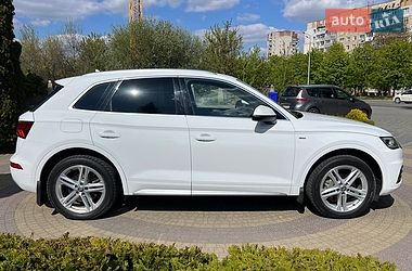 Внедорожник / Кроссовер Audi Q5 2018 в Львове