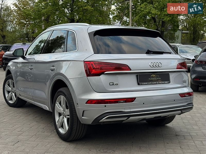 Внедорожник / Кроссовер Audi Q5 2021 в Днепре