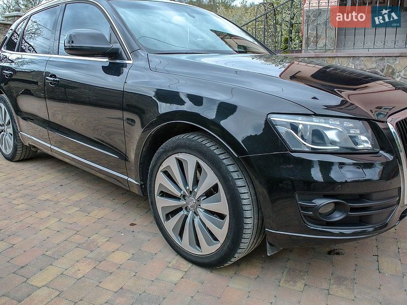 Внедорожник / Кроссовер Audi Q5 2012 в Каменец-Подольском
