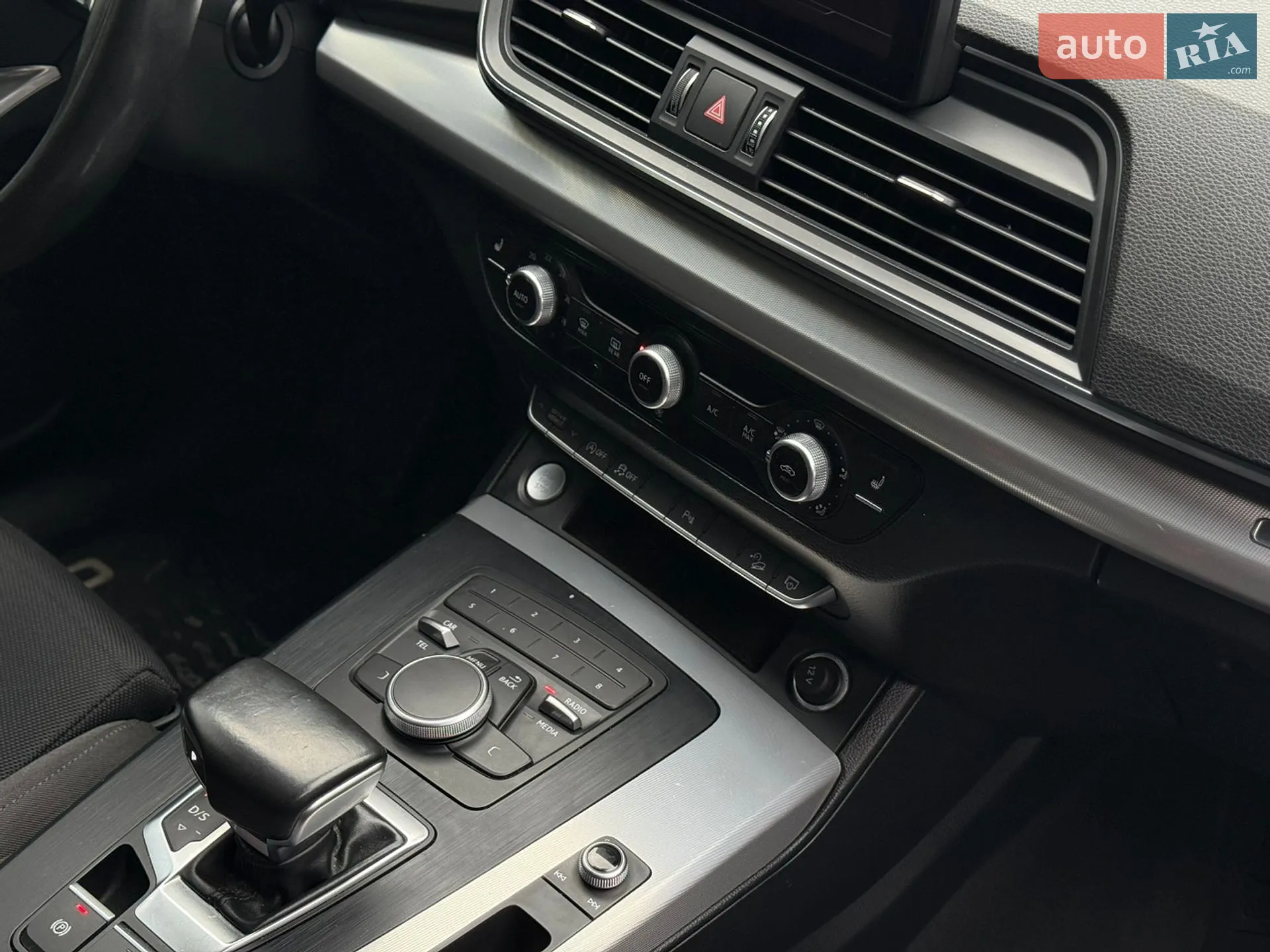 2017 Audi Q5 - мініатюра 11