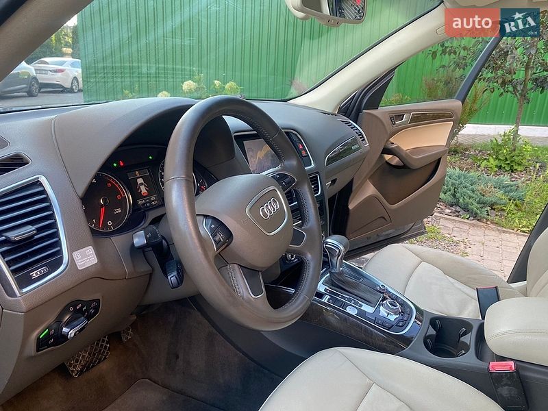 Внедорожник / Кроссовер Audi Q5 2014 в Луцке