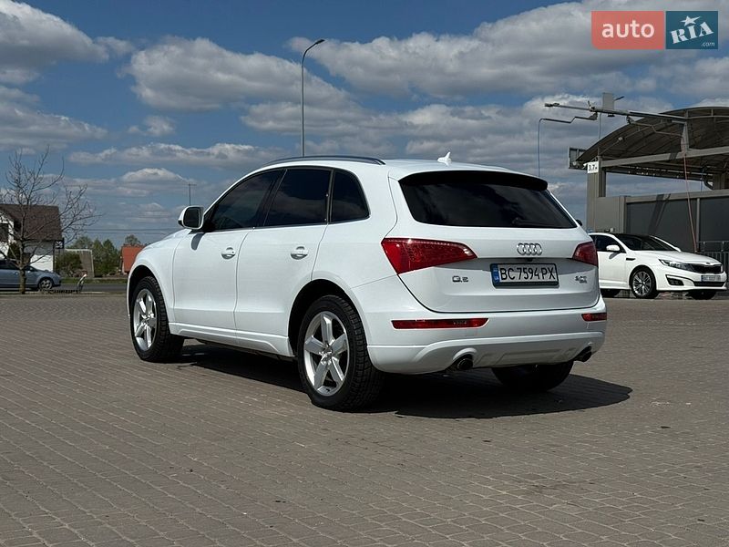 Внедорожник / Кроссовер Audi Q5 2011 в Львове