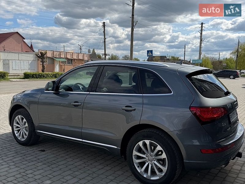 Внедорожник / Кроссовер Audi Q5 2015 в Каменец-Подольском