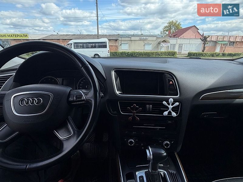 Внедорожник / Кроссовер Audi Q5 2015 в Каменец-Подольском