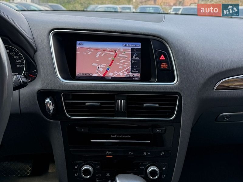 Позашляховик / Кросовер Audi Q5 2016 в Стрию