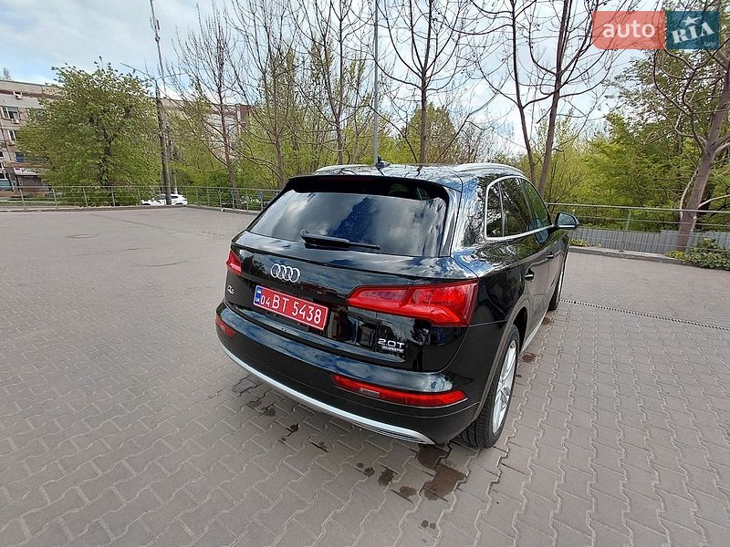 Внедорожник / Кроссовер Audi Q5 2018 в Кривом Роге