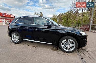 Внедорожник / Кроссовер Audi Q5 2018 в Кривом Роге