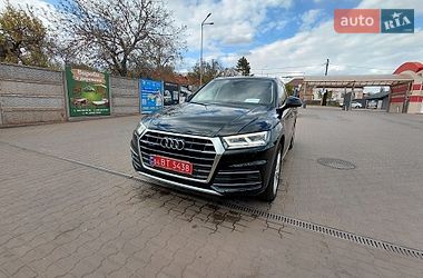 Внедорожник / Кроссовер Audi Q5 2018 в Кривом Роге