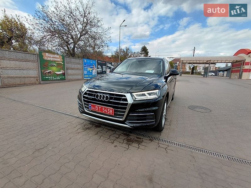 Внедорожник / Кроссовер Audi Q5 2018 в Кривом Роге