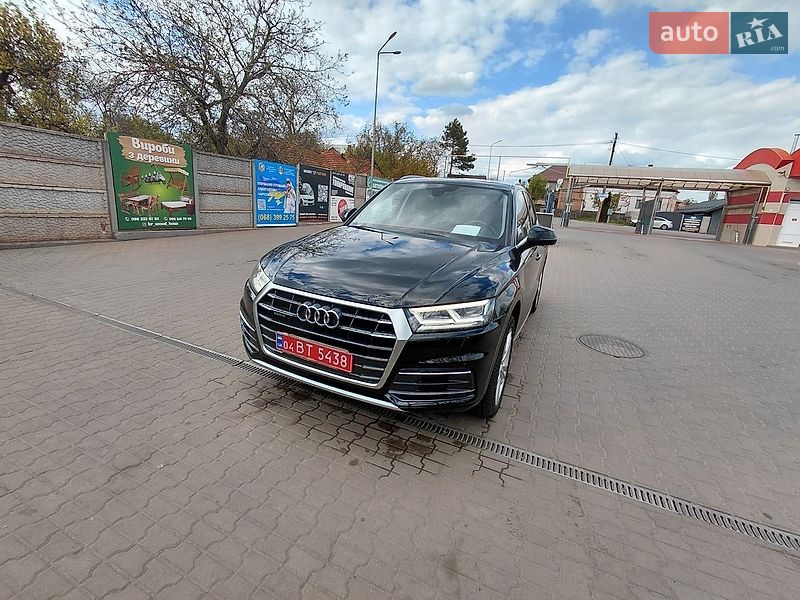 Внедорожник / Кроссовер Audi Q5 2018 в Кривом Роге
