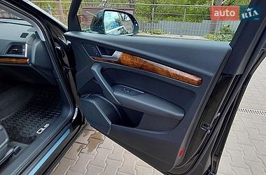 Внедорожник / Кроссовер Audi Q5 2018 в Кривом Роге
