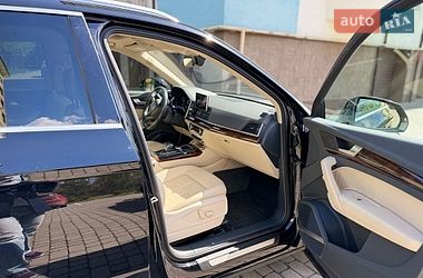Позашляховик / Кросовер Audi Q5 2017 в Івано-Франківську