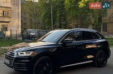 Внедорожник / Кроссовер Audi Q5 2019 в Киеве