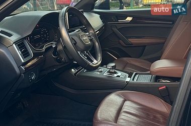 Внедорожник / Кроссовер Audi Q5 2019 в Киеве