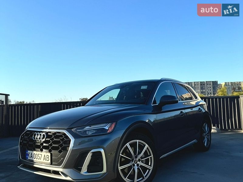 Внедорожник / Кроссовер Audi Q5 2022 в Киеве