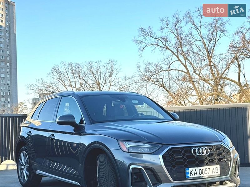 Внедорожник / Кроссовер Audi Q5 2022 в Киеве
