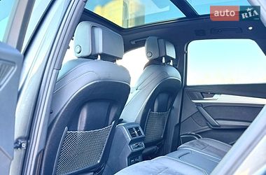 Внедорожник / Кроссовер Audi Q5 2022 в Киеве