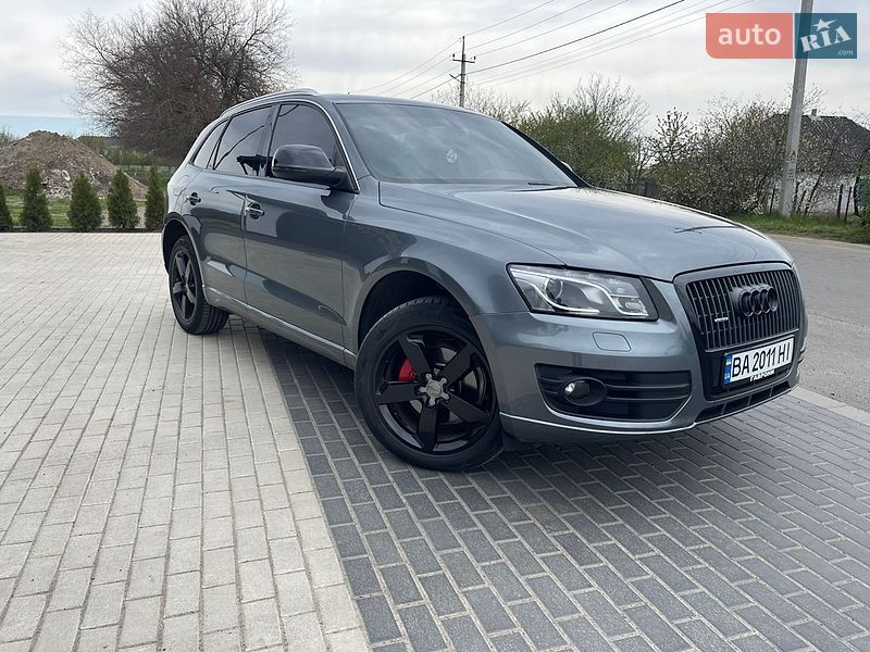 Позашляховик / Кросовер Audi Q5 2011 в Новоархангельську