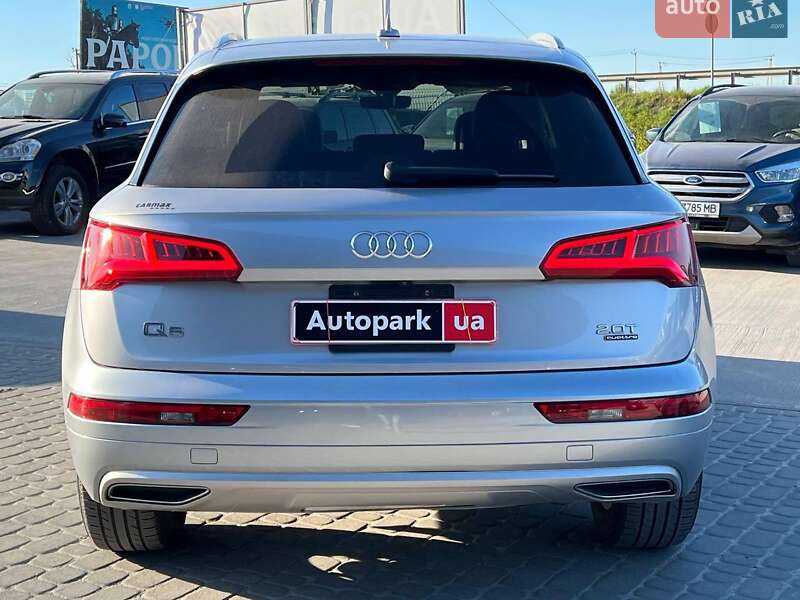 Внедорожник / Кроссовер Audi Q5 2017 в Львове