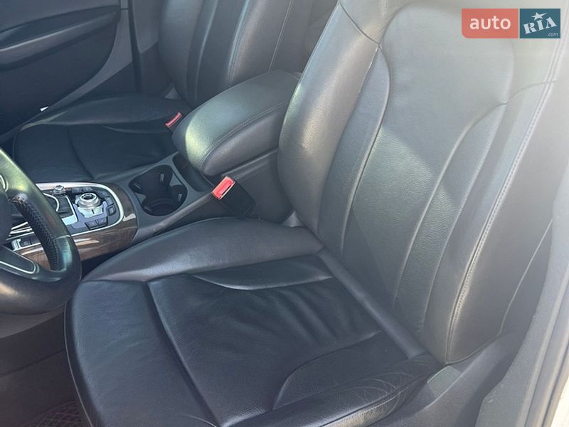 Внедорожник / Кроссовер Audi Q5 2015 в Одессе