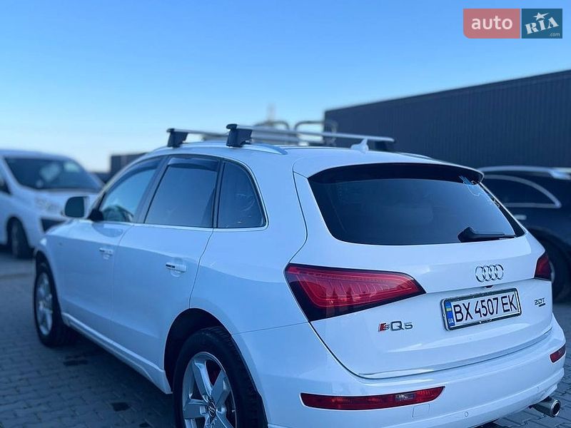 Внедорожник / Кроссовер Audi Q5 2011 в Каменец-Подольском