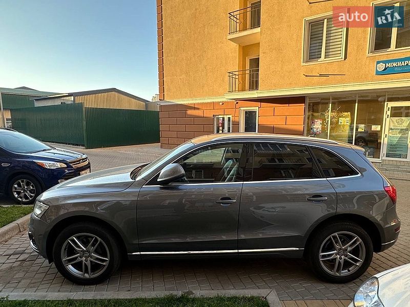 Внедорожник / Кроссовер Audi Q5 2013 в Одессе