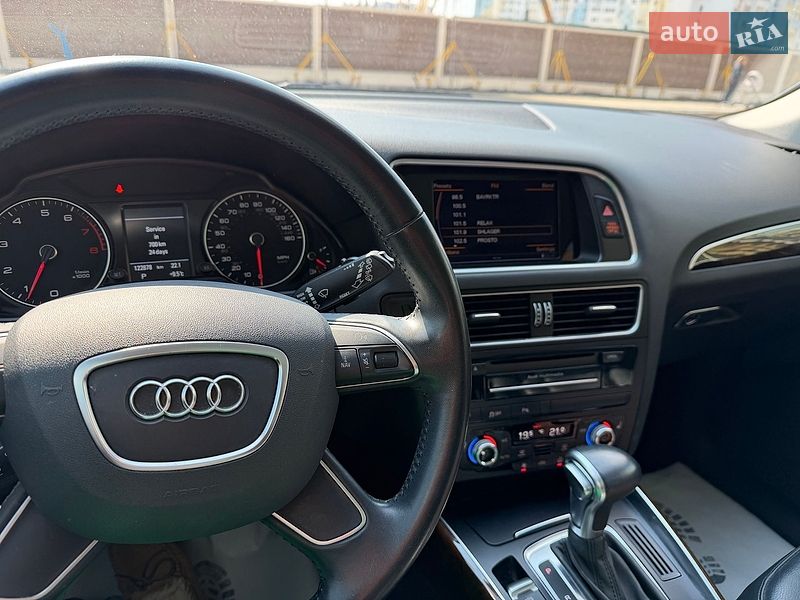 Внедорожник / Кроссовер Audi Q5 2015 в Киеве
