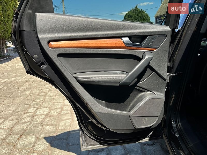 Внедорожник / Кроссовер Audi Q5 2021 в Белой Церкви