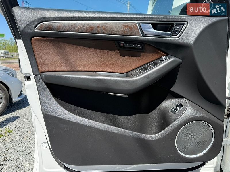Внедорожник / Кроссовер Audi Q5 2015 в Стрые