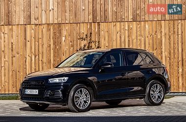 Внедорожник / Кроссовер Audi Q5 2017 в Львове