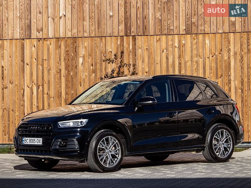 Внедорожник / Кроссовер Audi Q5 2017 в Львове