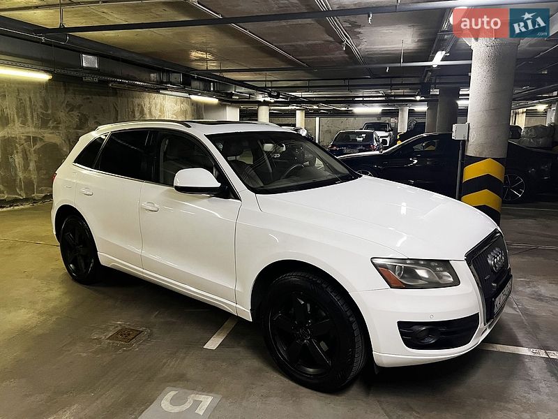 Внедорожник / Кроссовер Audi Q5 2012 в Киеве