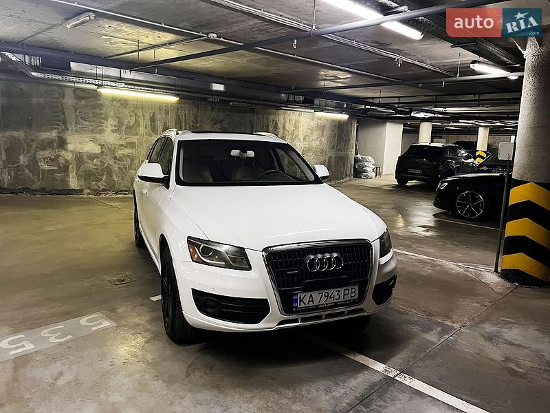 Внедорожник / Кроссовер Audi Q5 2012 в Киеве