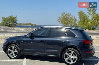 Позашляховик / Кросовер Audi Q5 2014 в Києві