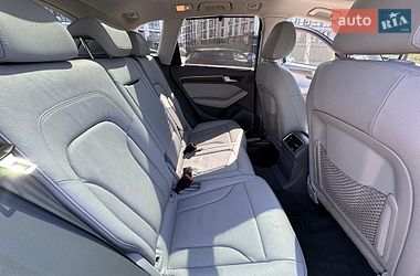 Позашляховик / Кросовер Audi Q5 2014 в Києві