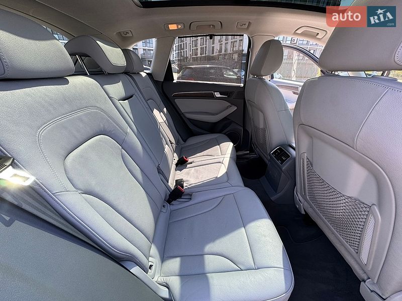 Позашляховик / Кросовер Audi Q5 2014 в Києві