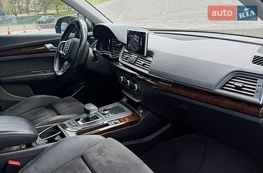 Внедорожник / Кроссовер Audi Q5 2020 в Киеве
