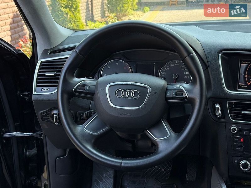 Внедорожник / Кроссовер Audi Q5 2015 в Днепре