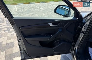 Внедорожник / Кроссовер Audi Q5 2018 в Киеве