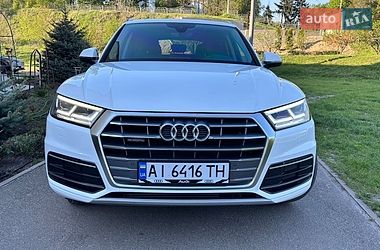 Внедорожник / Кроссовер Audi Q5 2018 в Вышгороде