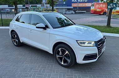 Позашляховик / Кросовер Audi Q5 2020 в Києві