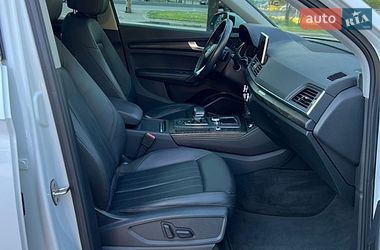 Позашляховик / Кросовер Audi Q5 2020 в Києві