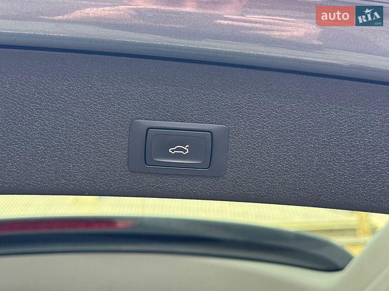 Внедорожник / Кроссовер Audi Q5 2015 в Стрые