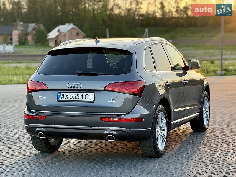 Внедорожник / Кроссовер Audi Q5 2015 в Черновцах