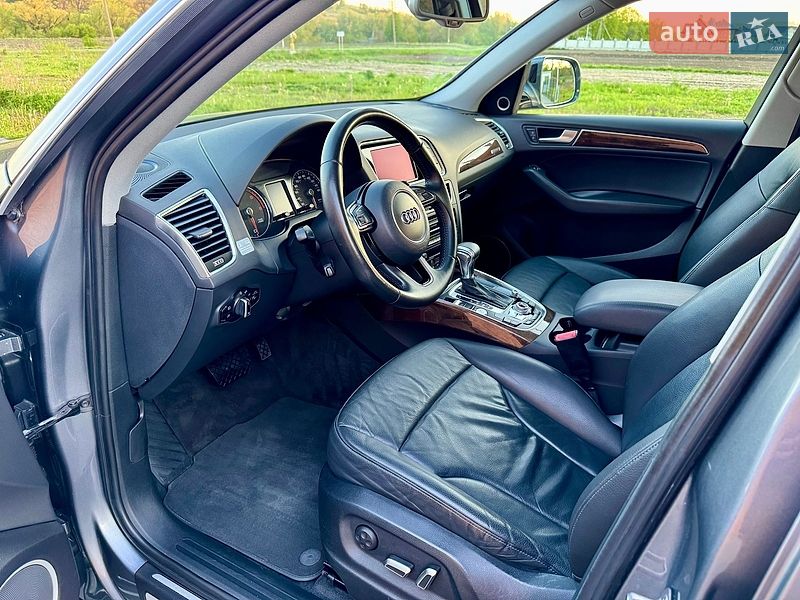 Внедорожник / Кроссовер Audi Q5 2015 в Черновцах
